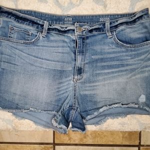 Ana denim shorts